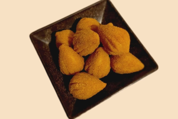 10 coxinhas de peito de peru